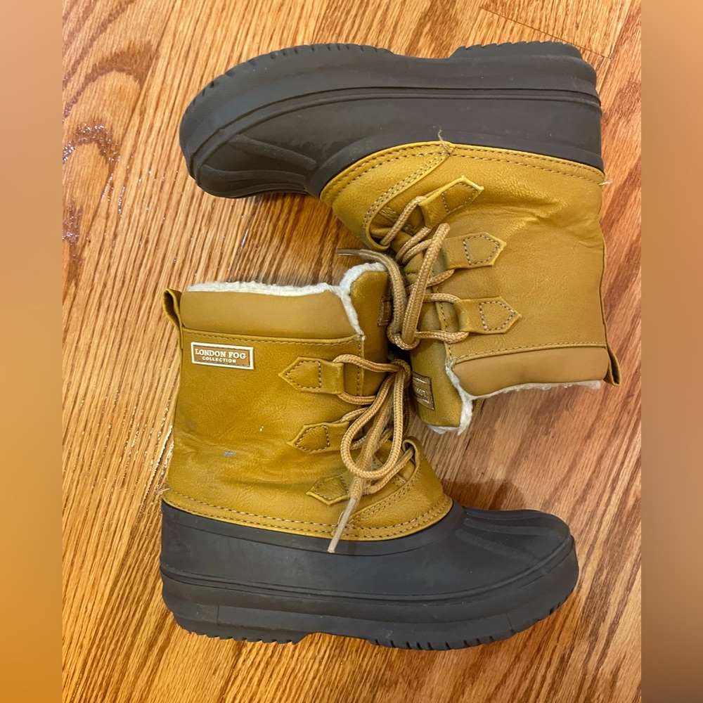 London Fog Kids Snow Boots Size 12